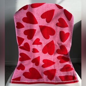 2/20$ Red & Pink Heart Cotton Towel – Cute Bathroom Decor – 100% Cotton
